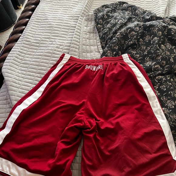 Oklahoma Sooners Bundle - Picture 2 of 8